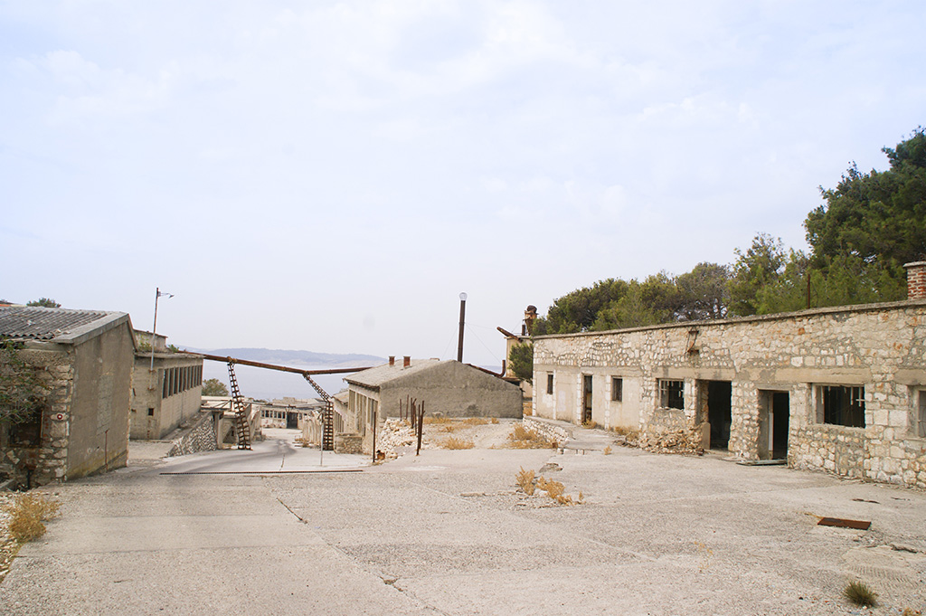 Chorvatský Alkatraz, Goli otok